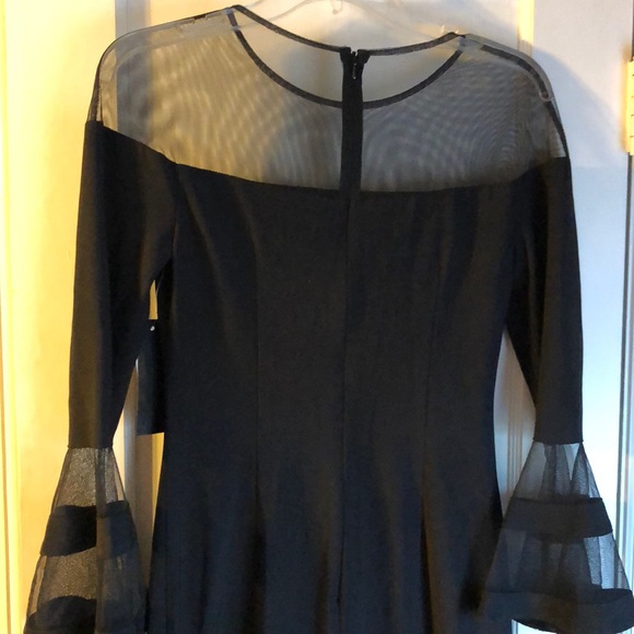 🔥Host Pick🔥 Mesh maxi Dress - Picture 5 of 6